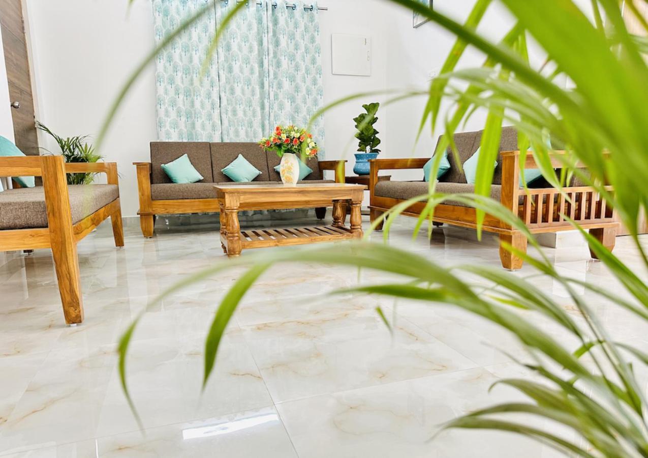 Tirupati Homestay - Shilparamam - Luxury Ac Apartments By Stayflexi - Fast Wifi, Kitchen, Android Tv - Walk To Ps4 Pure Veg Restaurant - Easy Access To Airport, Railway Station And To All Temples Buitenkant foto