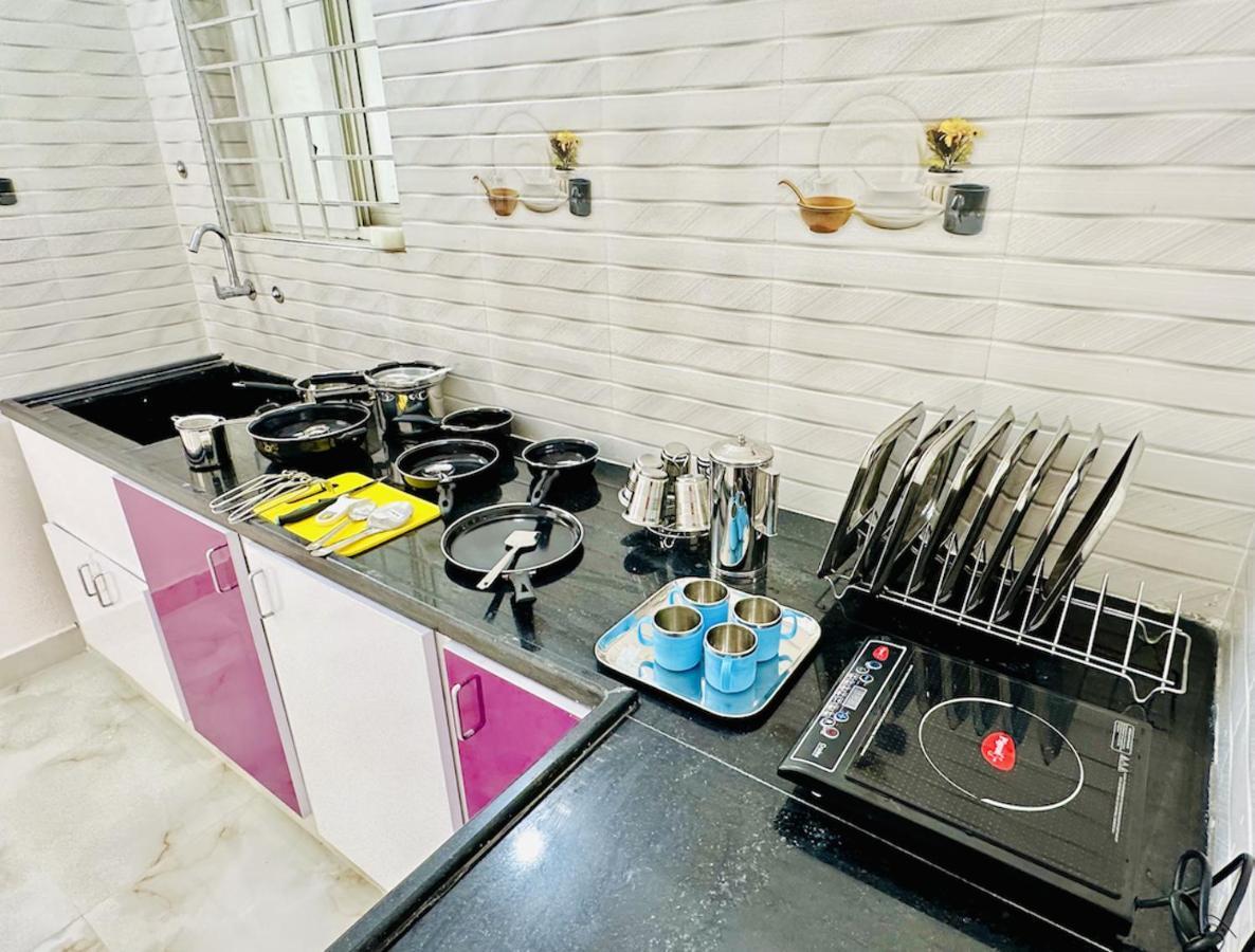 Tirupati Homestay - Shilparamam - Luxury Ac Apartments By Stayflexi - Fast Wifi, Kitchen, Android Tv - Walk To Ps4 Pure Veg Restaurant - Easy Access To Airport, Railway Station And To All Temples Buitenkant foto